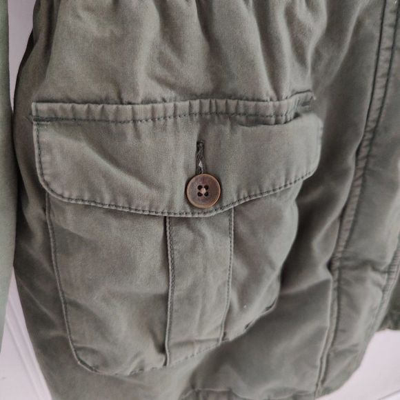 Gap Kids Winter Coat Jacket with fixed hoodie Youth sized XXL Green in color. - Picture 7 of 16